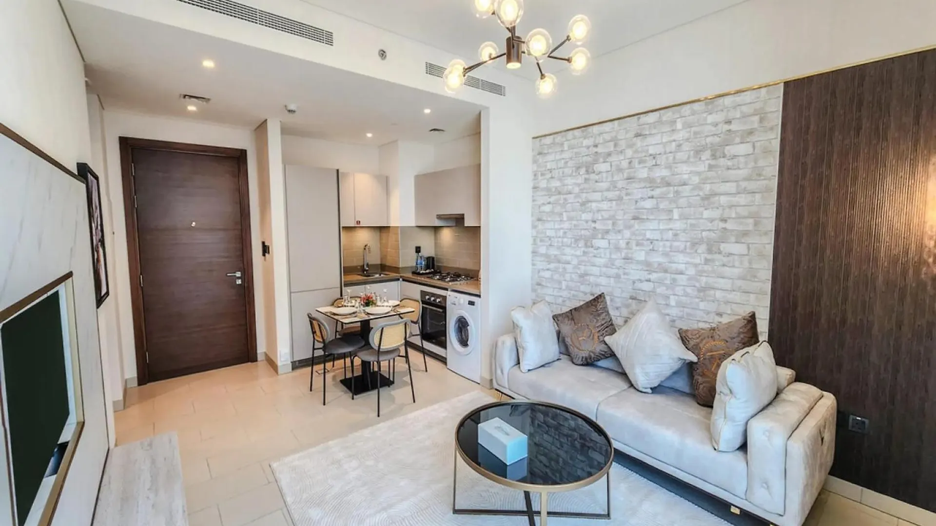 Beautiful Apartment Close To Burj Khalifa Dubai
